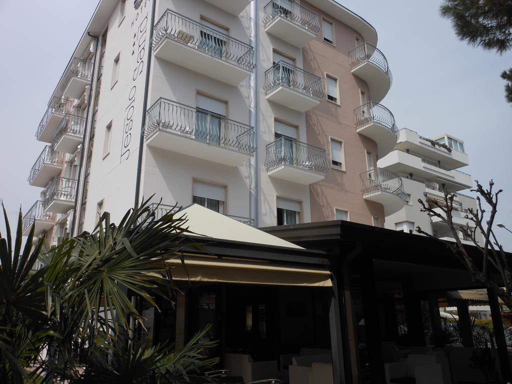 Hotel Jesolo Sand Exteriör bild