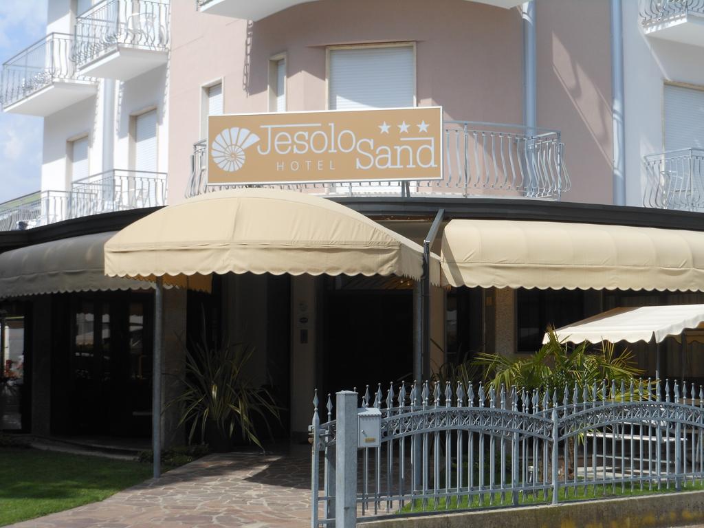 Hotel Jesolo Sand Exteriör bild